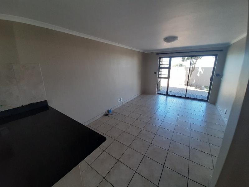 To Let 2 Bedroom Property for Rent in Burgundy Estate Western Cape